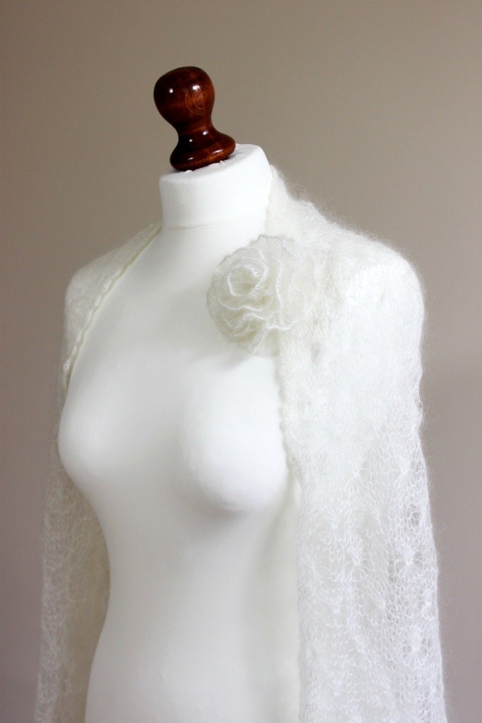 wedding lace  shrug color ivory with long sleeves made to order