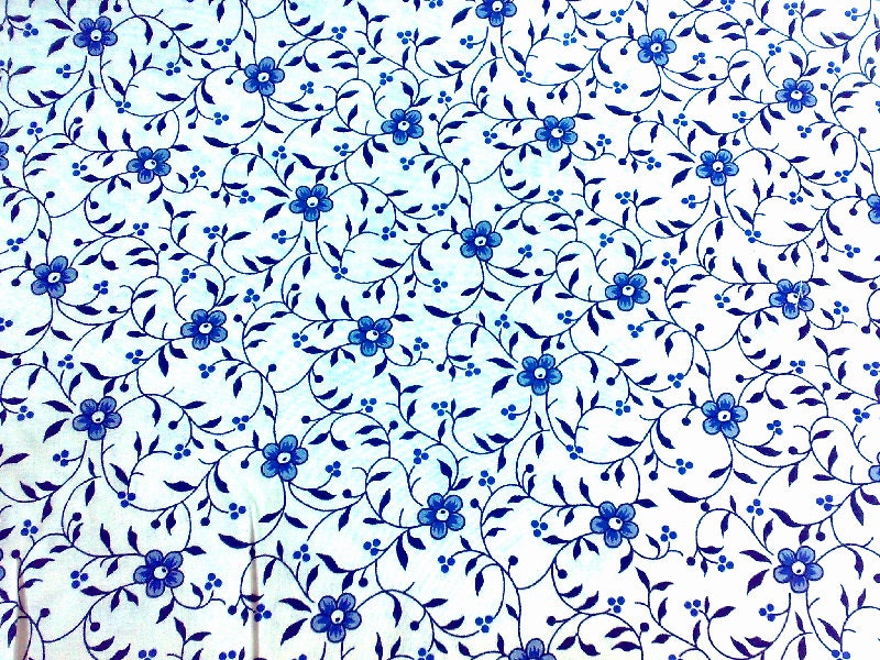 Delft Blue cotton fabric - Dutch blue flower print - Fat Quarter