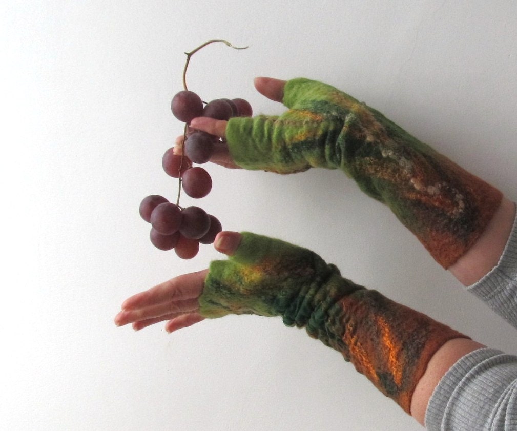 Felted  Mittens  fingerless gloves-  Green ginger gift under 50