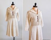 Vintage 1940s Dress : 40s Crochet Knit Beige with Metallic Gold Swing Dress