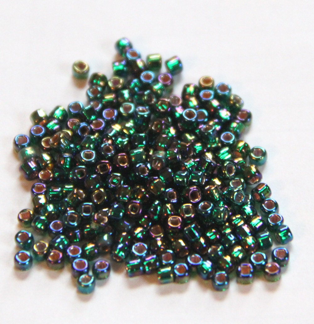 Matsuno AB Emerald (with Silver Lined Square Hole) Round 8/0 Seed Bead