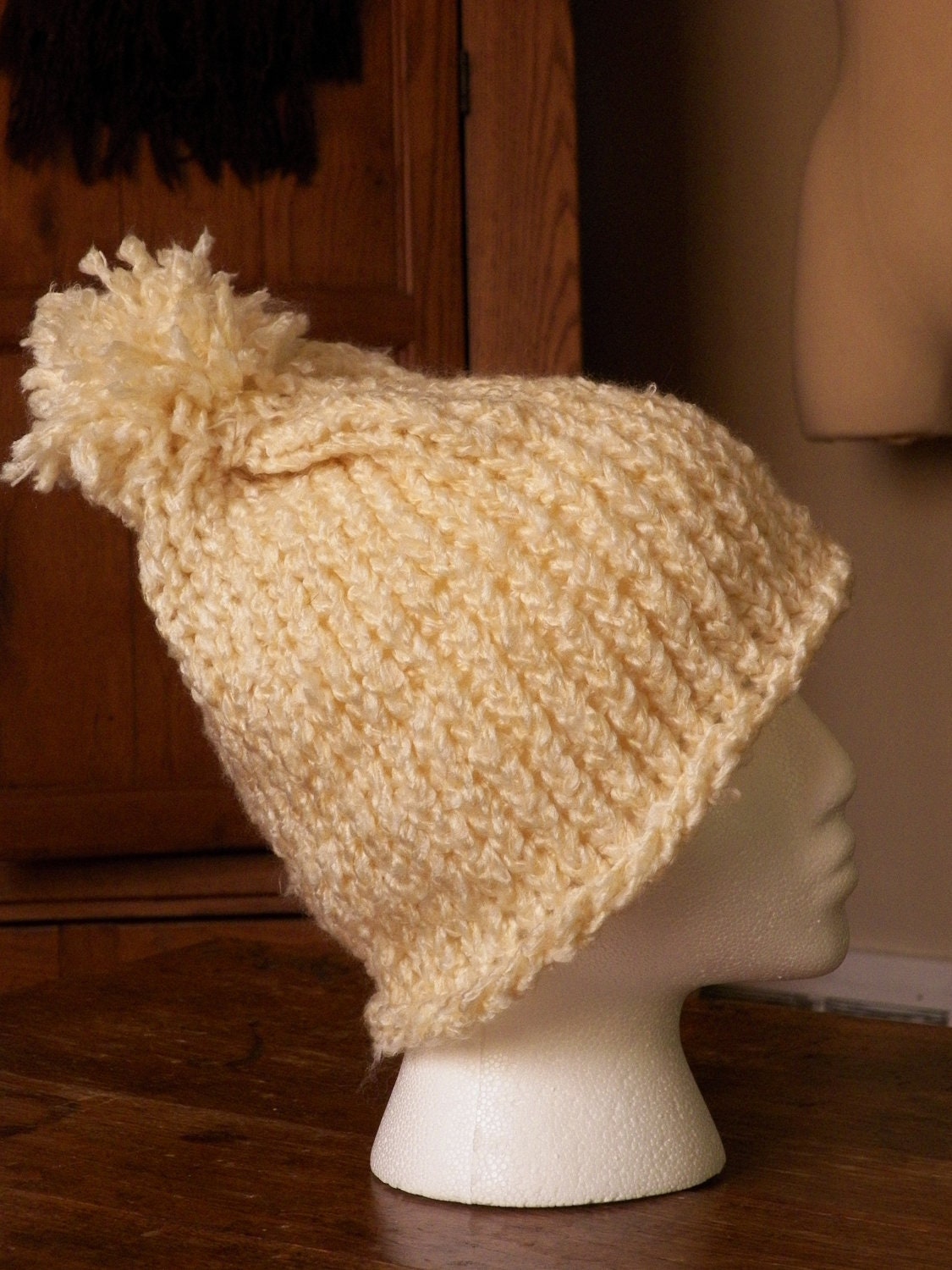 Knitwear Hat Cream Colored, Chunky Knit, Soft Yarn with Big Pom Pom Fall Accessories, Winter Fashion