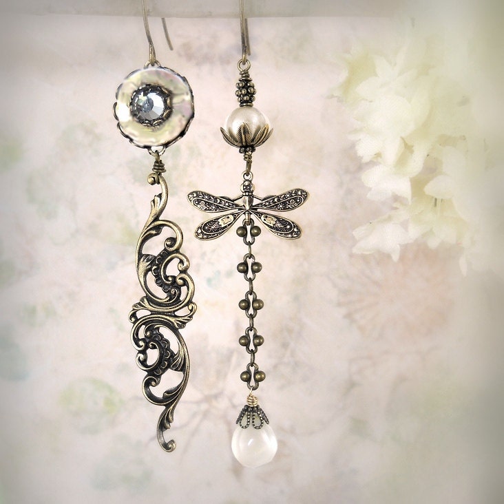 Dance of the Dragonfly (Asymmetrical Version) - Inique Pearl Earrings - Garden Wedding -Bridesmaid Earrings - Romantic Earrings - Petite