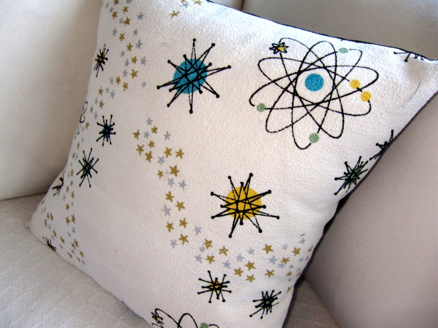 Atomic Starburst Throw Pillow Cover - Retro Cushion Cover - Mid Century Modern -- for 18" x 18" insert - Premium Reproduction Barkcloth