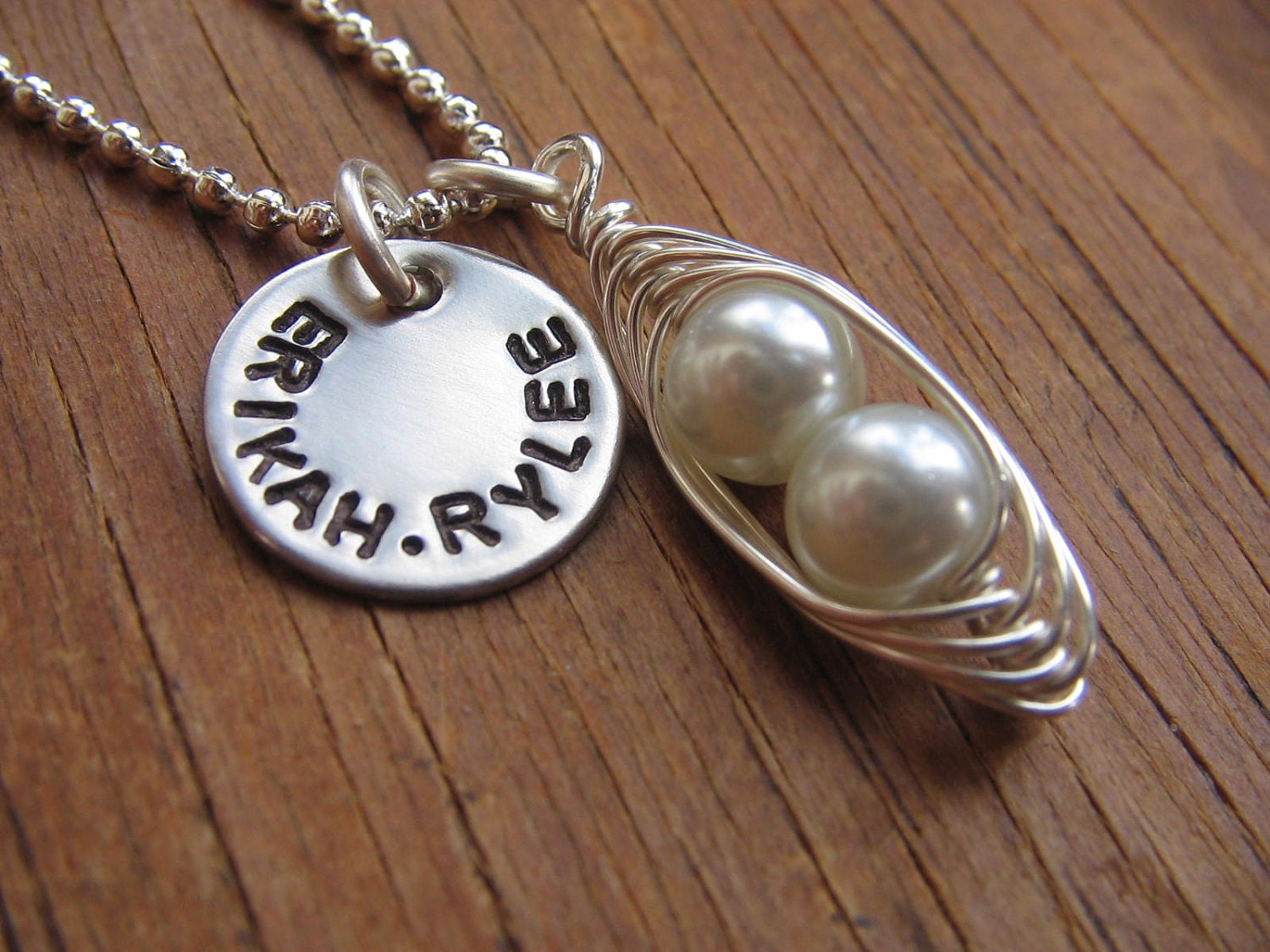 Personalized Peas in a Pod necklace (24 colors) 2,3,4,or 5 peas