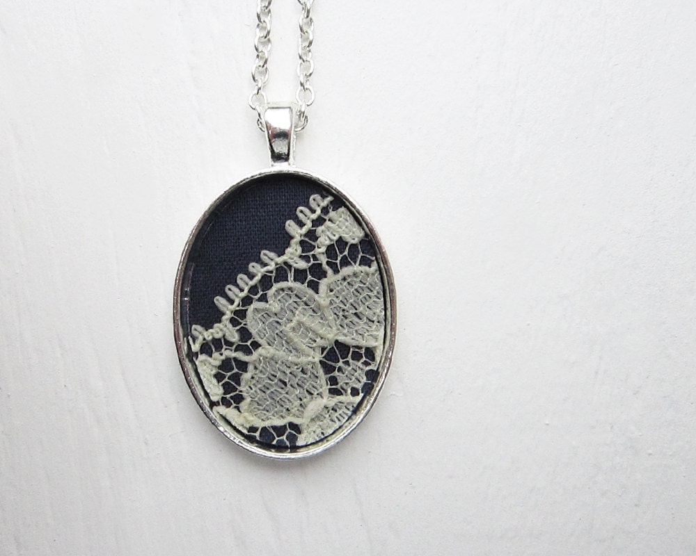 Navy Necklace, Navy Blue Wedding Necklace, Navy Wedding Navy Blue Jewelry Bridesmaid Lace Necklace, White Flower, Silver Pendant