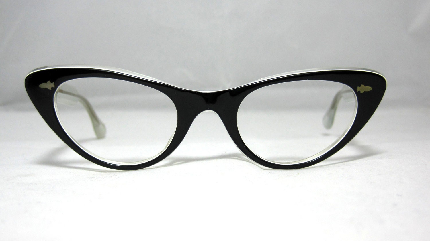 Vintage Cat Eye Glasses. Cute Black and White CatEye Frames.