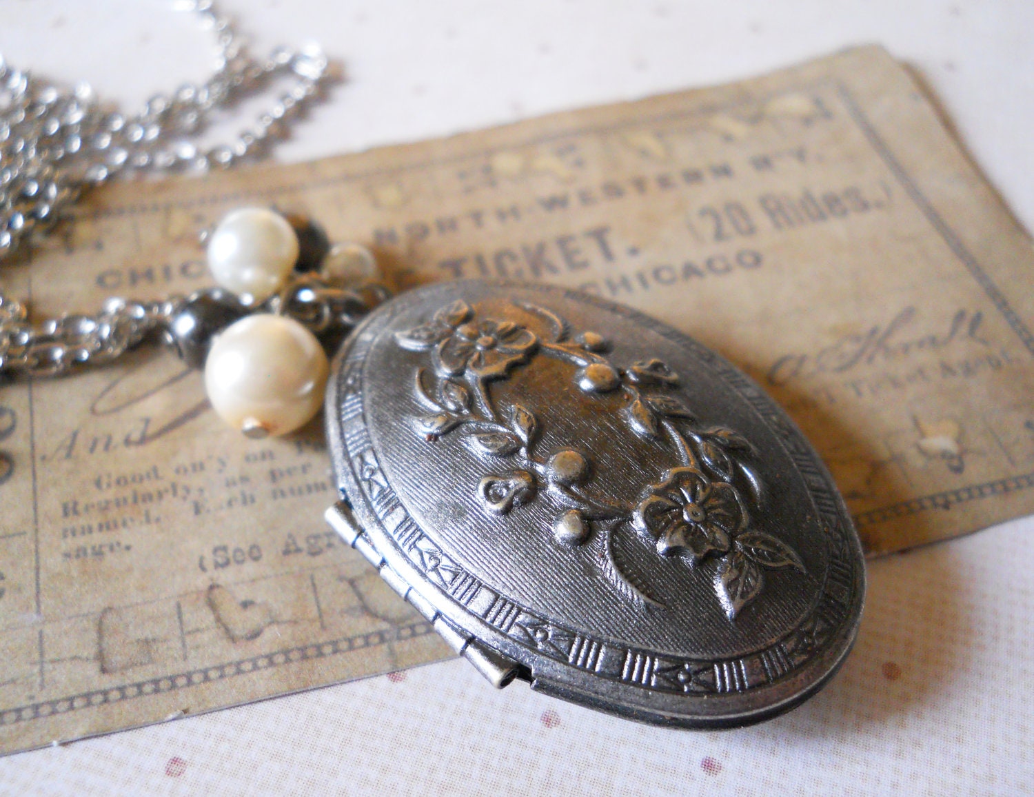 Silver Locket Necklace, Large Silver Locket Necklace, Oval Locket Necklace, Large Locket Necklace, Long Chain Locket Necklace