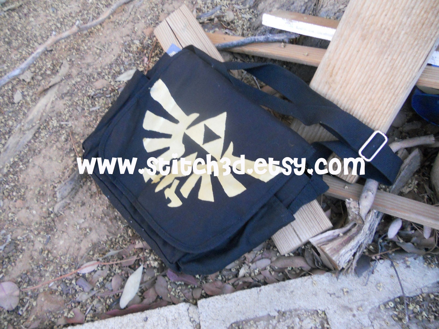 Legend of Zelda triforce eagle messenger tote bag