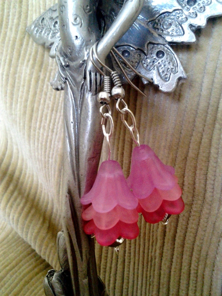 Shades of Pink Frosted Flower Bell Dangle Earrings