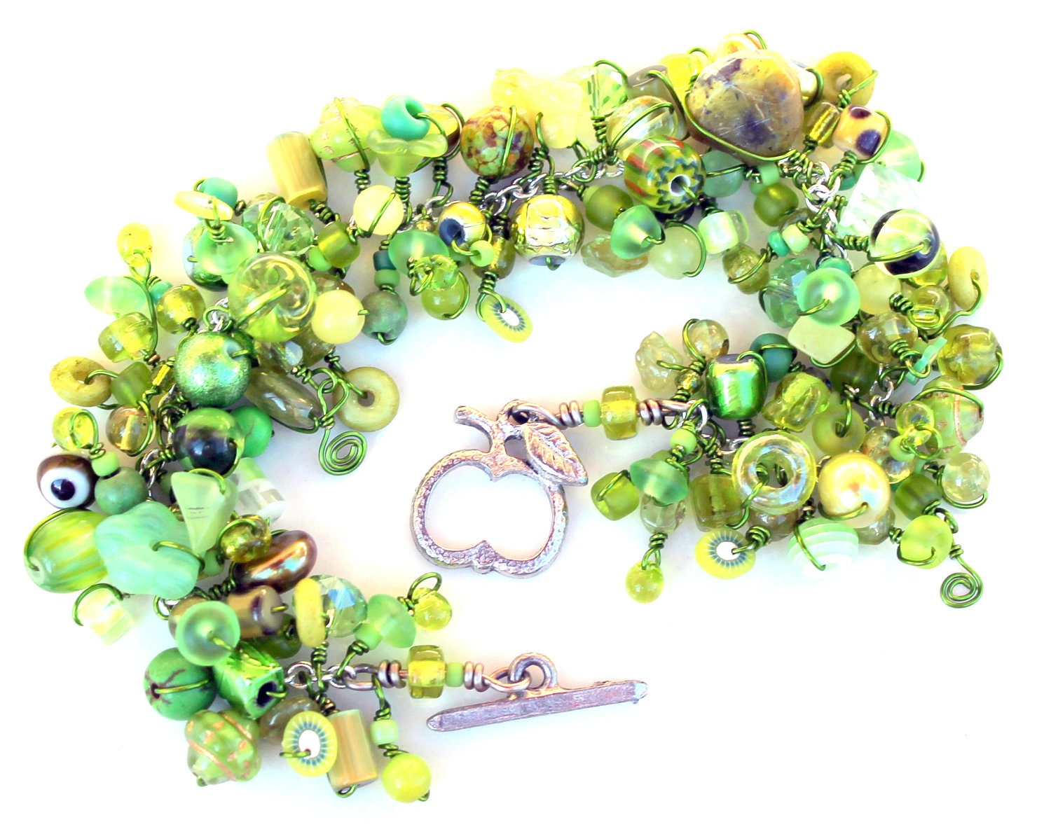 candy apple bracelet. teachers pet. peridot green beads. wire wrapped. light green lime apple beaded jewelry