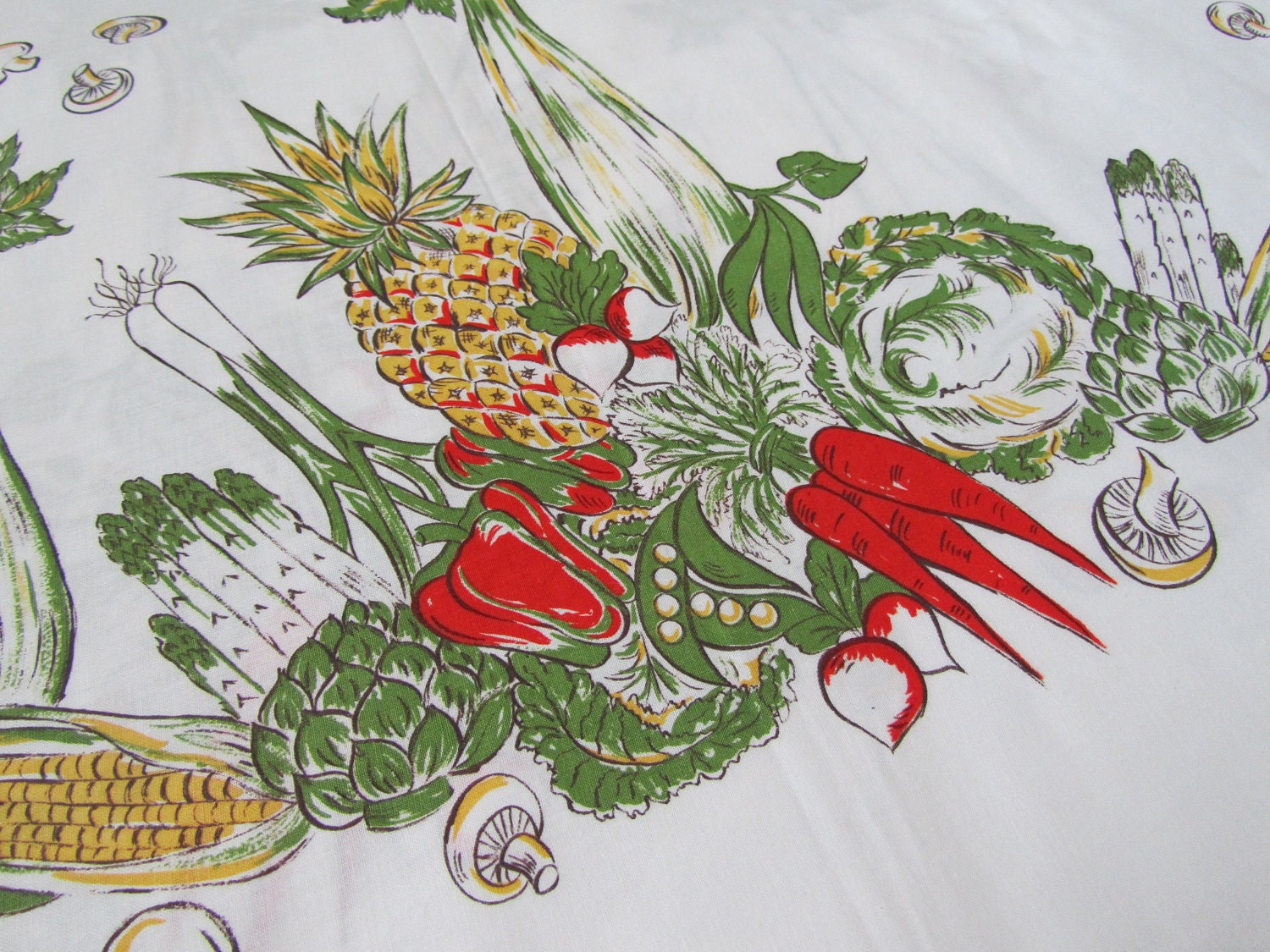Vintage Novelty Print Border Fabric Vegetables & Fruit Yardage