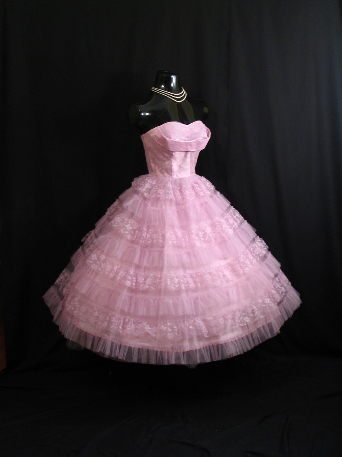 Vintage 1950's 50s Strapless Cupcake Lavender Lace Tulle Circle Skirt PROM Party Wedding Dress Gown