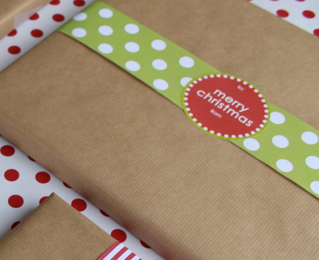Merry Christmas Labels Red with Green Border