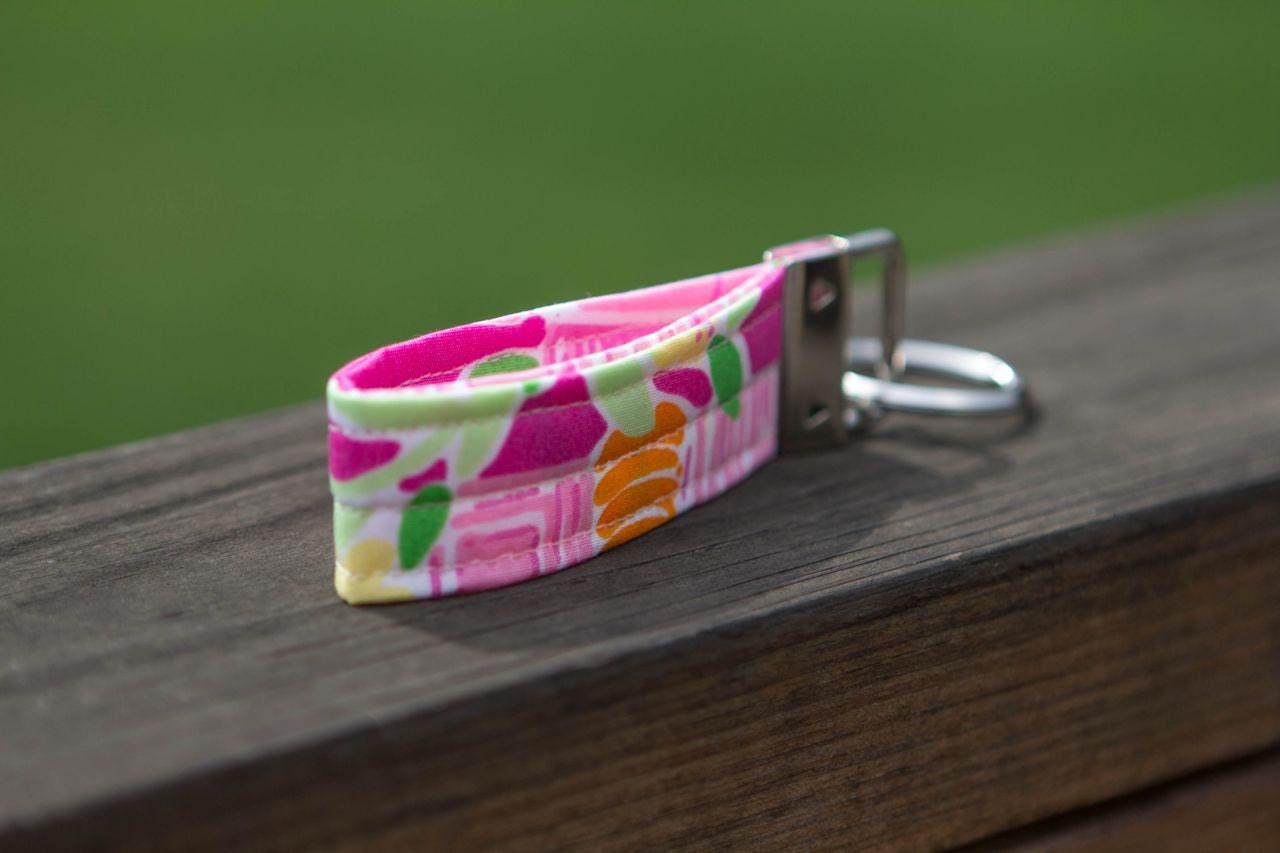 KEYCHAIN in Lilly Pulitzer Slaterock House
