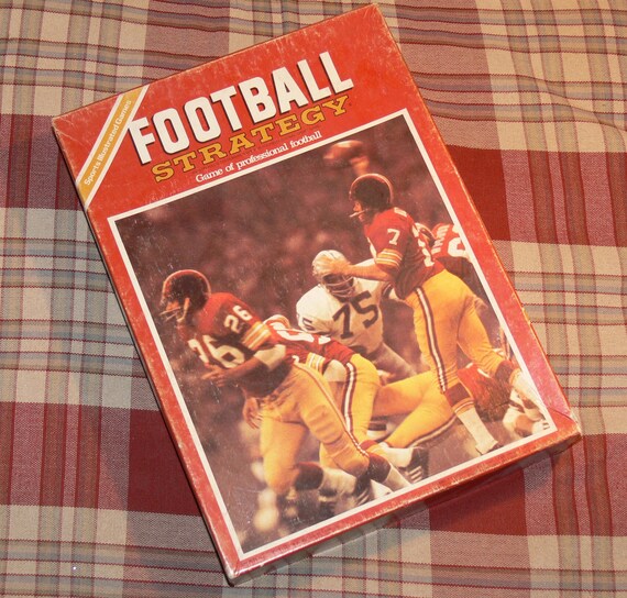 Vintage SPORTS ILLUSTRATED Avalon Hill by thepurplepicketfence