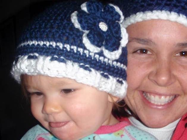 Crochet Baby Hat, Newborn Girl Hat, Baby Beanie Hat, Baby Girl Hat, Navy-White, Gift, Photo Prop