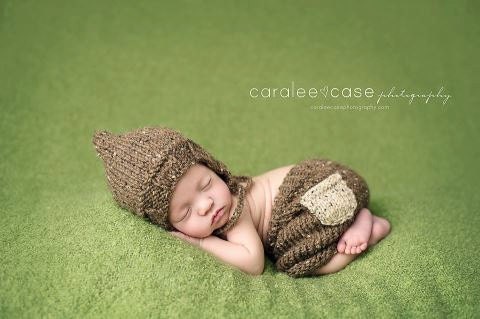 Download PDF knitting pattern k-37 - Lightweight pixie bonnet and shorts with pocket