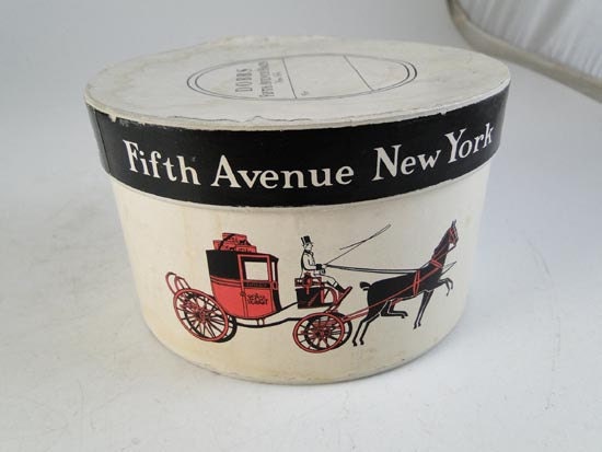 Vintage Dobbs Fifth Avenue Hats Miniature Salesman Sample Top Hat W/Box Very Old