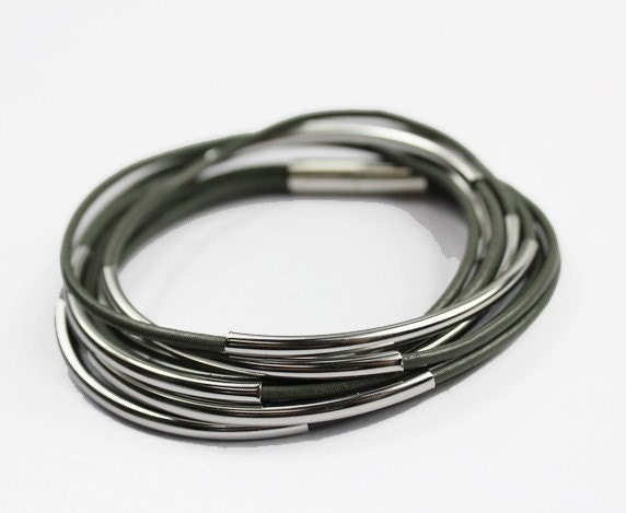 Dark Grey leather bangle bracelet in silver tubes and magnetic clasp Z573
