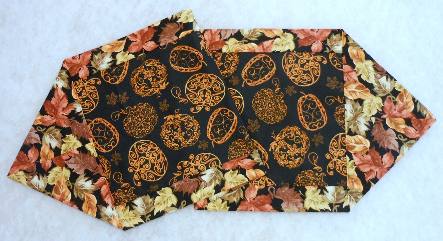 Fall Autumn Cloth Table Runner Centerpiece Pumpkins Fall Leaves Thanksgiving