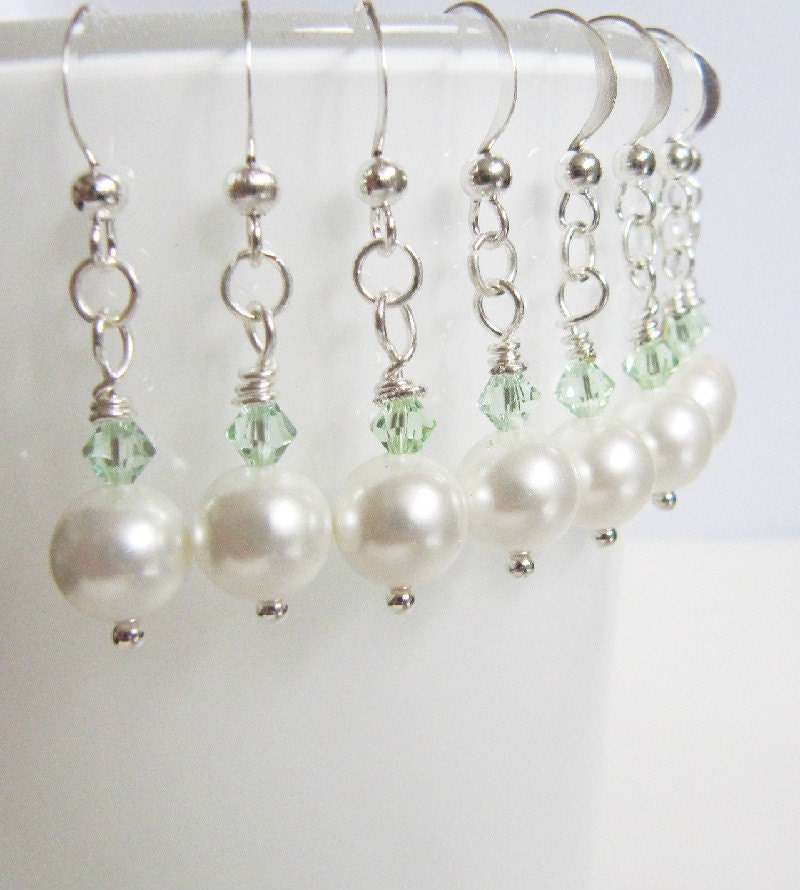 SET of 5 bridesmaid earrings, weddings, jewelry, Bridal Earrings, green earrings, pearls, dangle, Drop Earrings