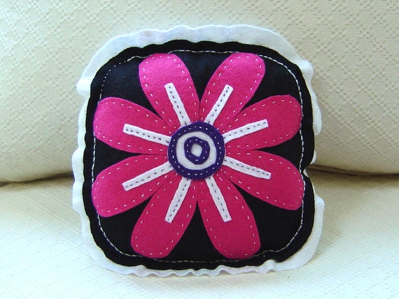 Accent Pillow  (WBP01)