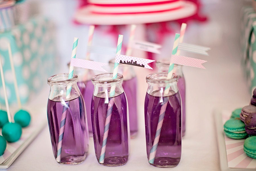 DIY Printable Straw Flags - Girl Superhero Party