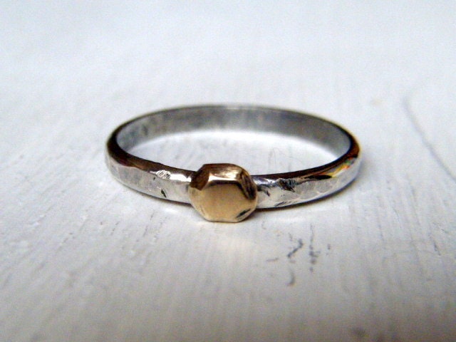 Faceted 14kt gold Nugget  and Sterlng Silver Ring Size 5 - EmeraldPixie