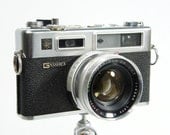 Vintage Yashica ELECTRO 35 GSN Rangefinder Camera