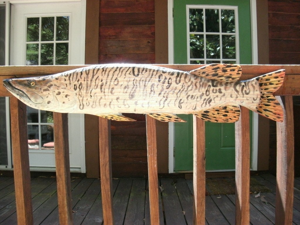 Muskie 4 foot chainsaw wood carving lake fish collectible carved Musky sculpture wall mount  art home/cabin decor