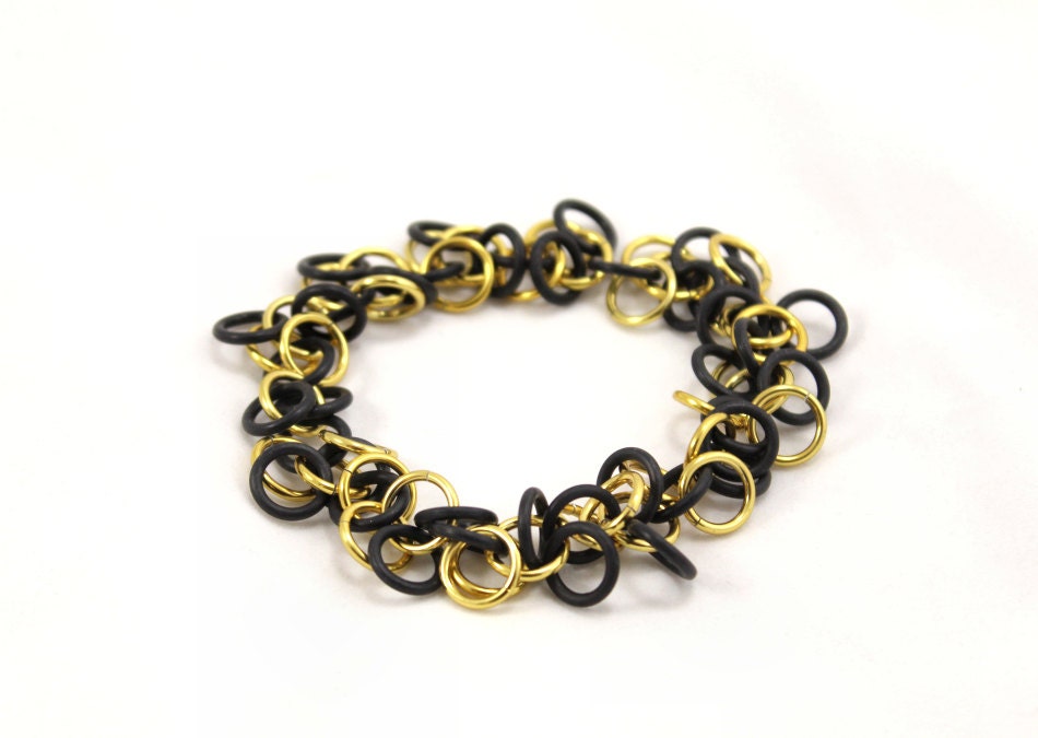 Gold and Black Stretchy Shaggy Loops Bracelet - Handmade Chainmaille Jewellery
