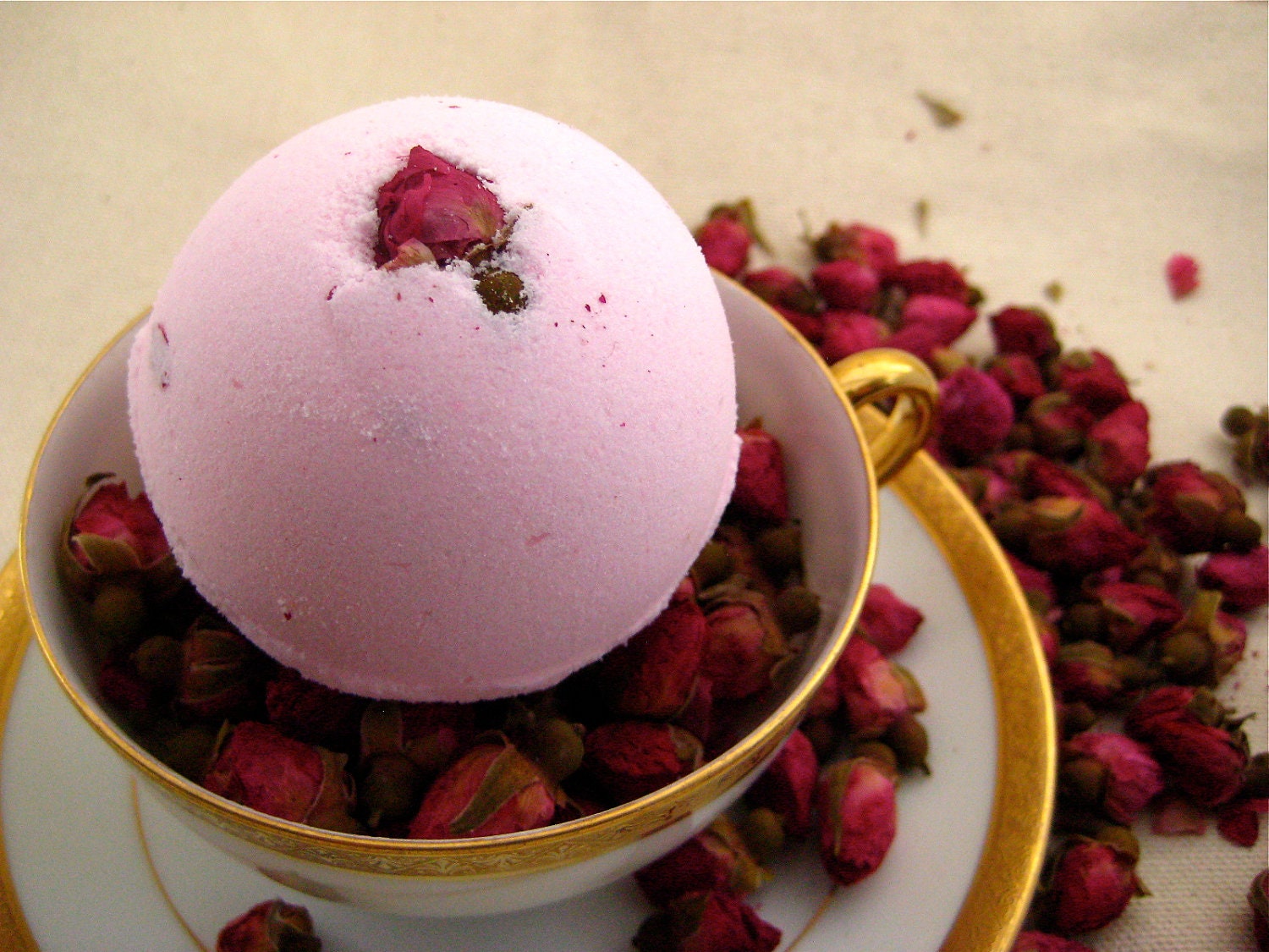 Sweet Rose Bath Bomb