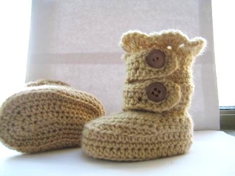 Crochet Pattern, Crochet  Baby Boots Pattern, Classic Snow Boots , 4 Sizes  pdf pattern
