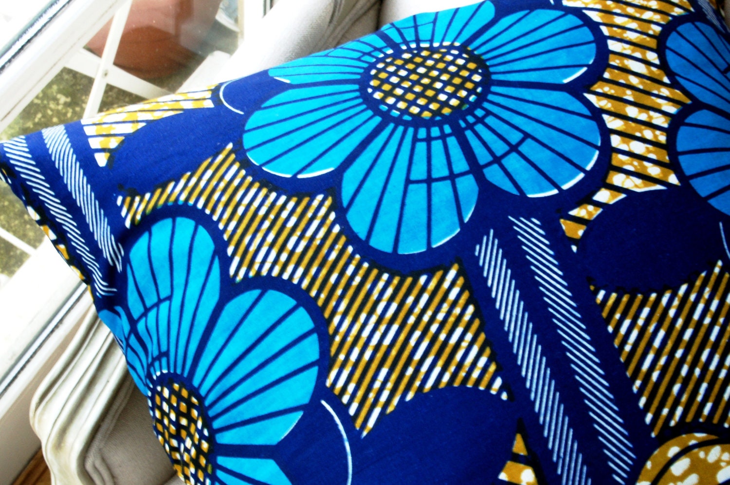 Hawiian Blue Floral Accent pillow cover - 20 x 20 inches (50cm)