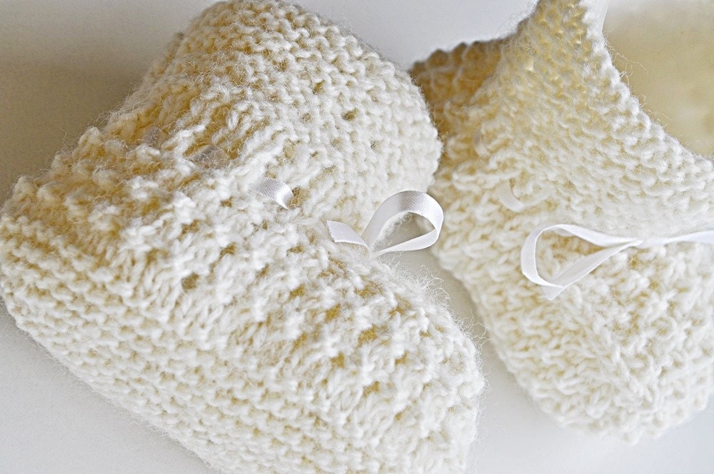 Hand Knit Cream Booty and Mitten Set