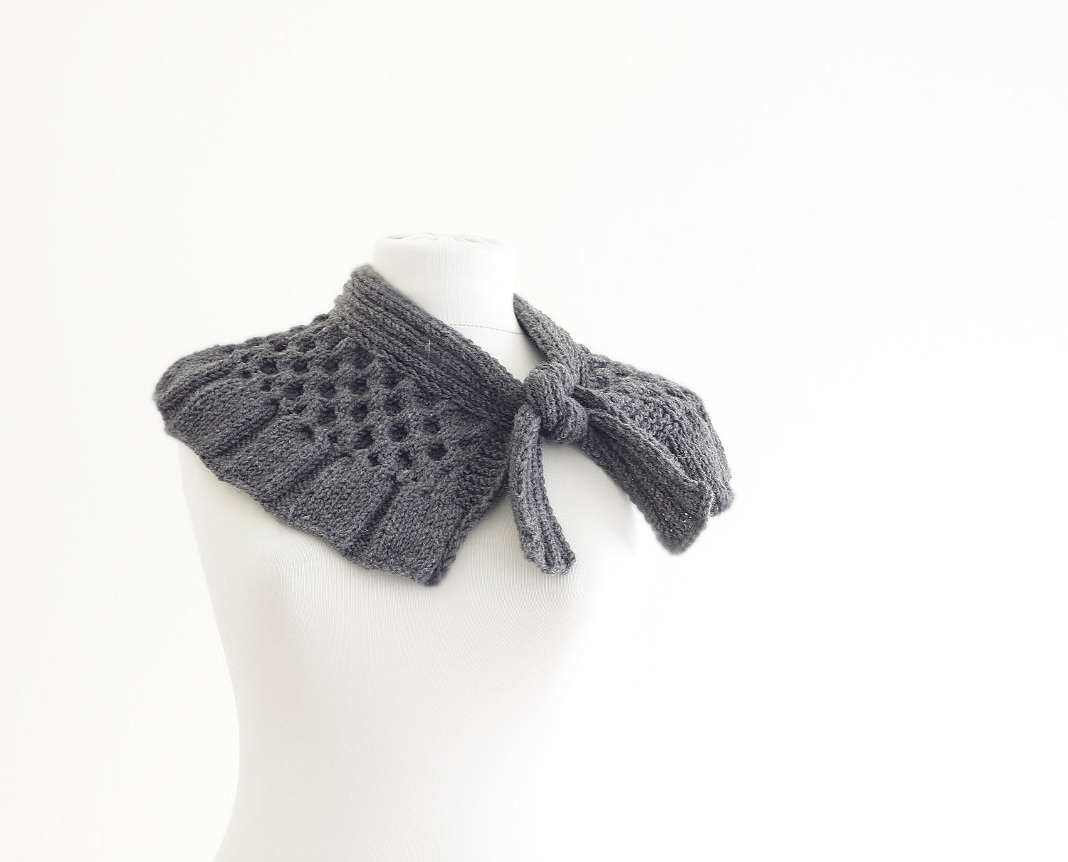 Grey Hand Knit Capelet Scarf Cowl, women Shawl accessories, Knitted Cape