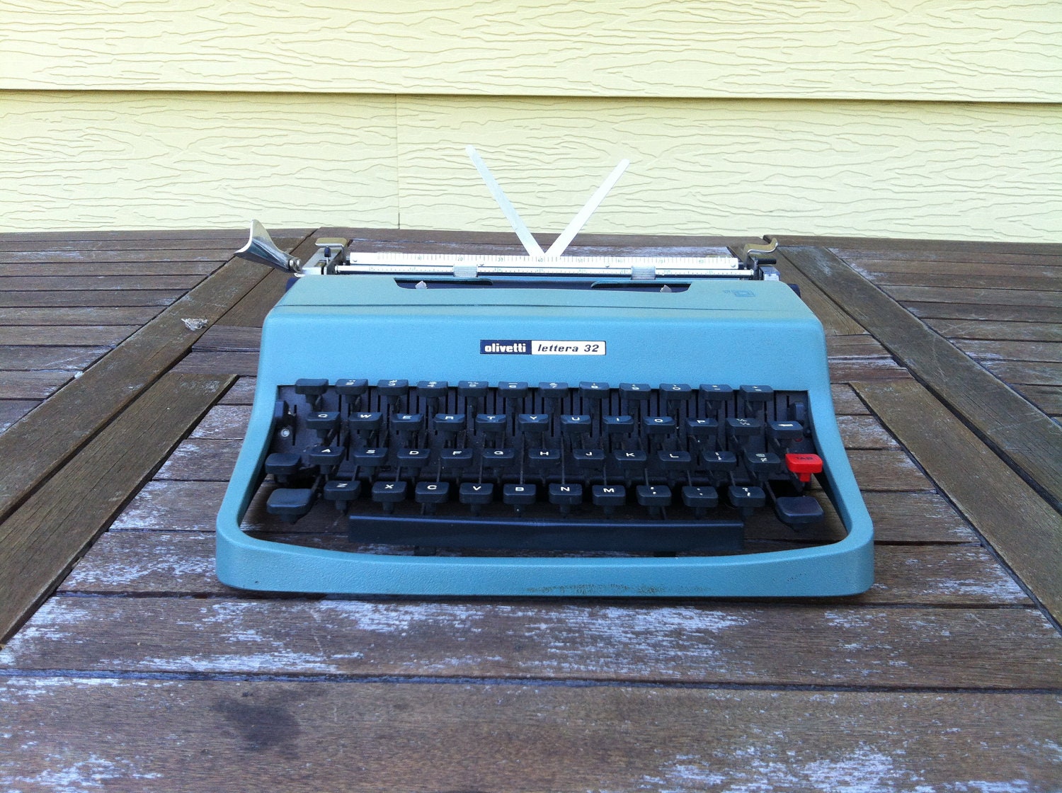 RESERVED FOR PeoniesAndPeacocks Olivetti Lettera 32 Typewriter