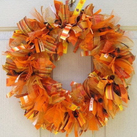 Fabric Ribbon Wreath in Orange and Black, Front Door Wreath, Orange Wreath, Autumn Wreath, Thanksgiving Wreath, Fall Wreath