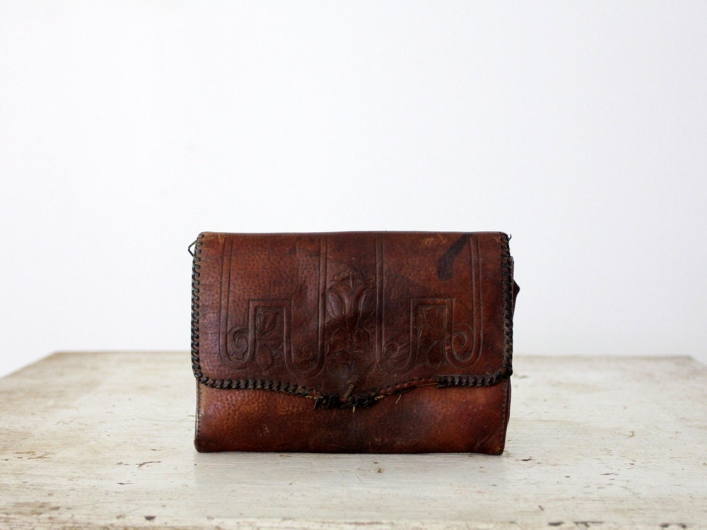 Victorian Clutch // Leather Handbag