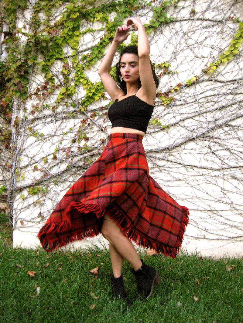Amazing 1950s Plaid Wool Skirt with Handkerchief Hem -- Extra Small