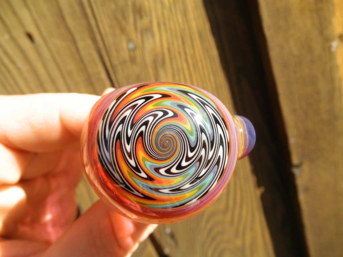 Color changing old school spoon with wigwag window