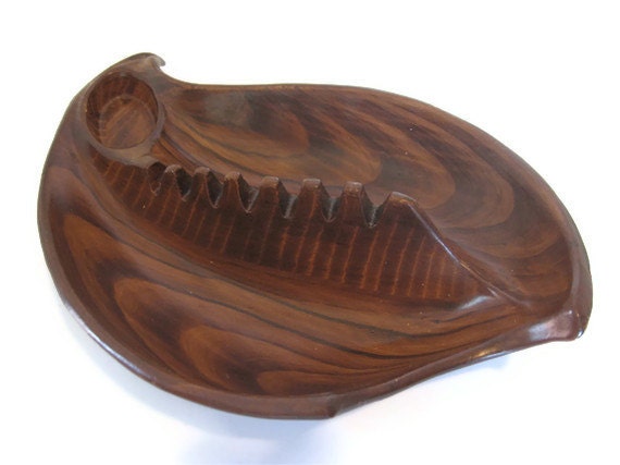 Super Chic Madmen Vintage Woodgrain Ashtray