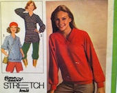 Vintage 70s Pattern Simplicity 8618 Pullover Top Two Lengths for Knits Time Saver Pattern for Knits Size 10 12 14