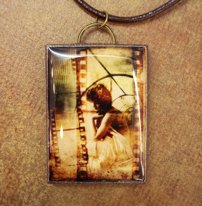 Resin Coated Pendant Necklace