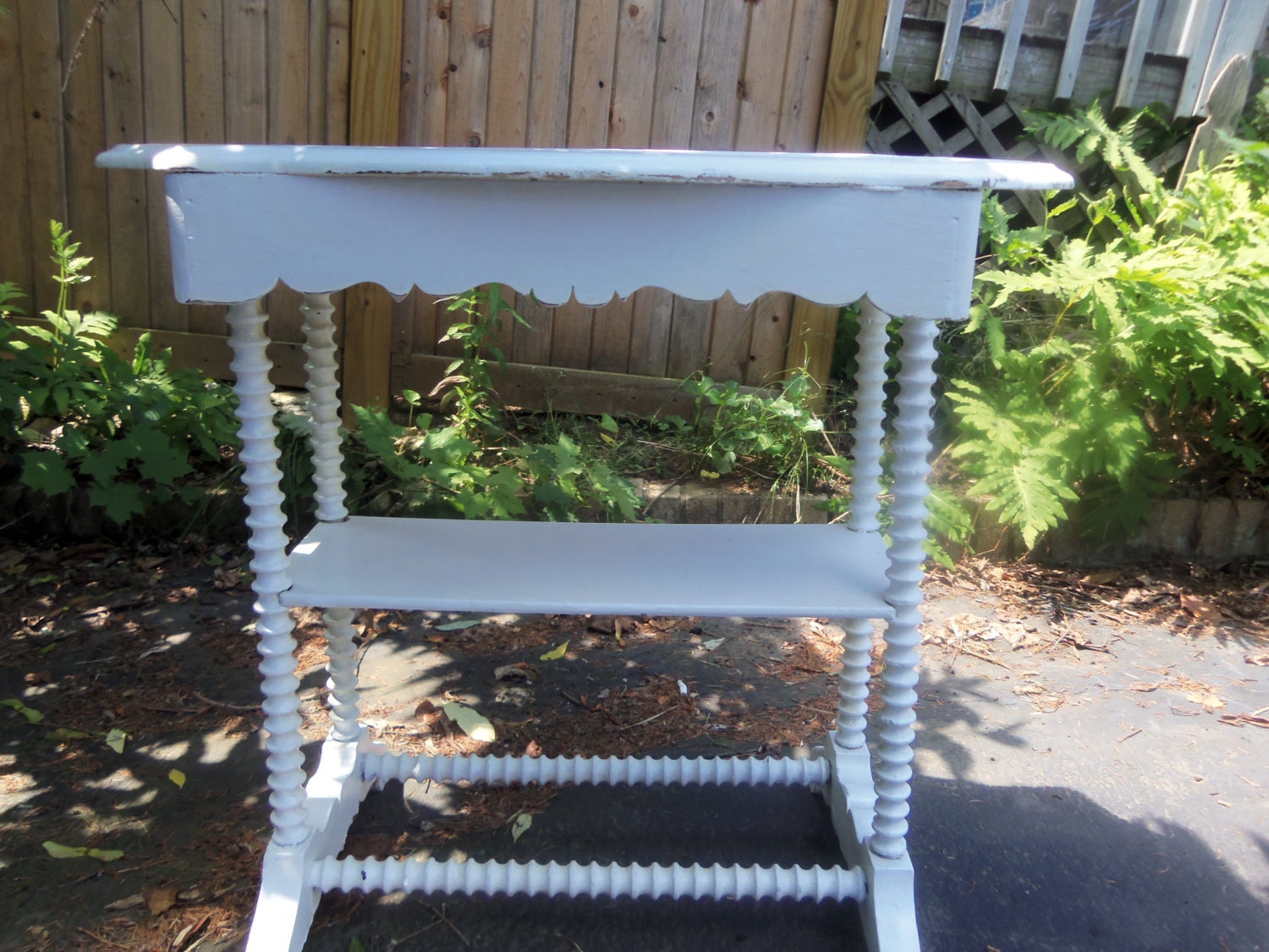 White Cottage Chic 2 tier table turned legs and shelf scalloped egdes