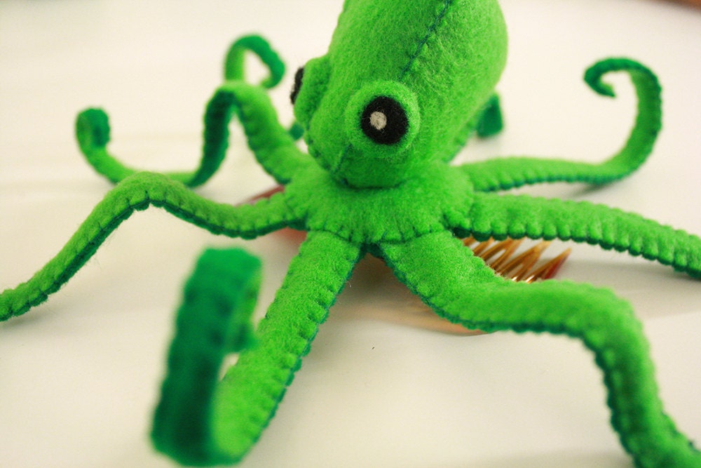 RESERVED FOR THEJILLERS - green felt octopus fascinator