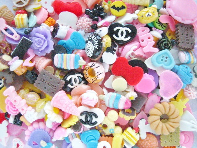 15pcs - Cute Random Grab Bag Mix of Decoden Cabochons (Various Sizes) MIX8