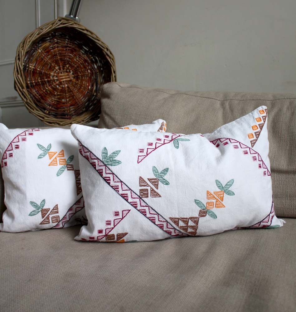 Pair of Vintage Hand Embroidered Pillow Covers. Children's Bedroom, Folk, Cottage Decor. . Naive. Prim