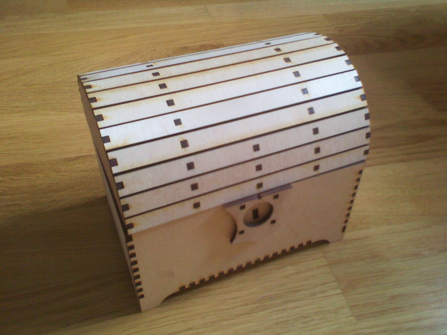 Treasure chest (birch plywood)